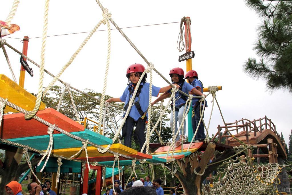 Royal Safari Garden Resort And Convention Bogor Kültér fotó